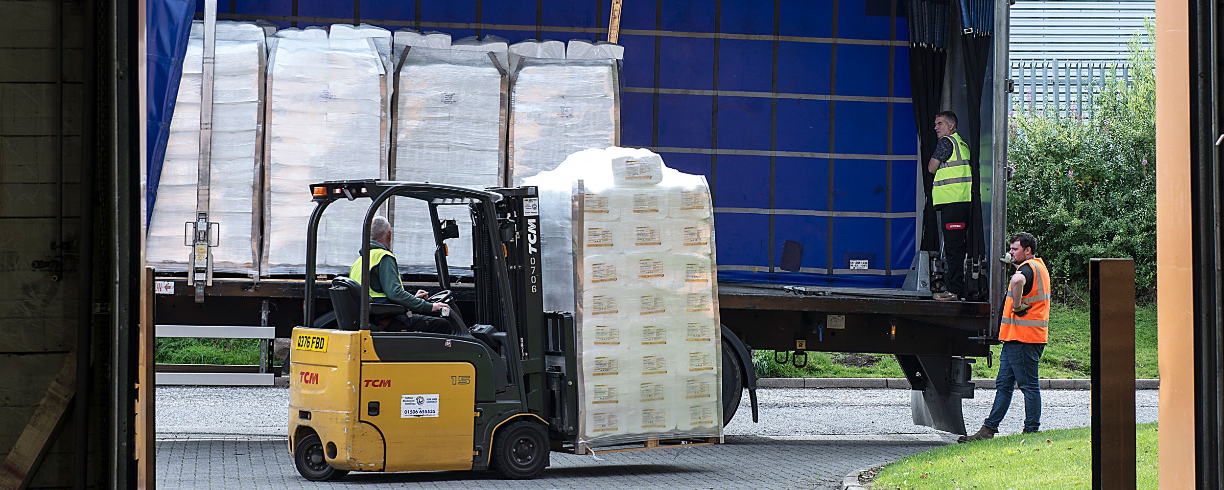 Romold dispatch with lorry being loaded